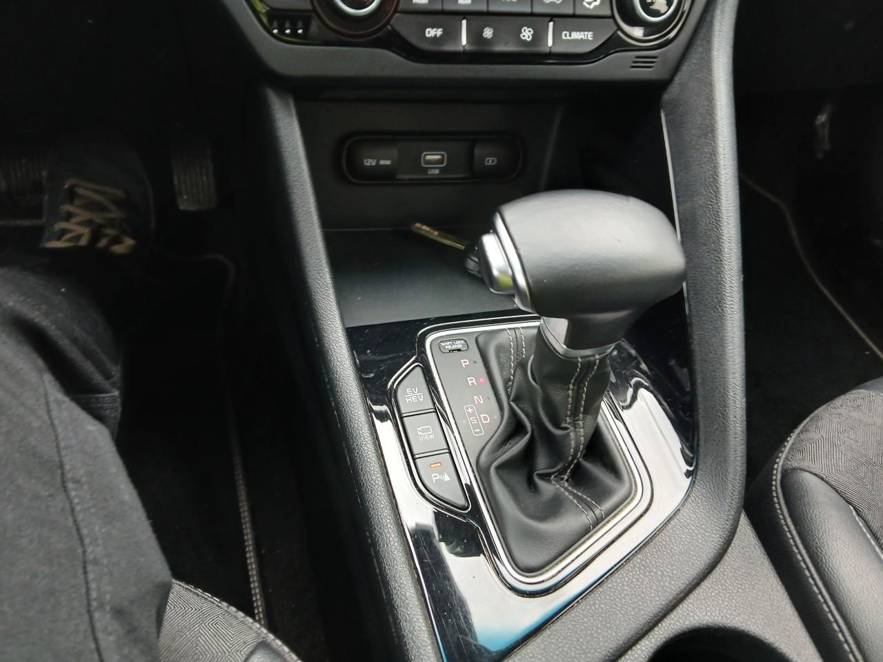 Foto Kia Niro 13