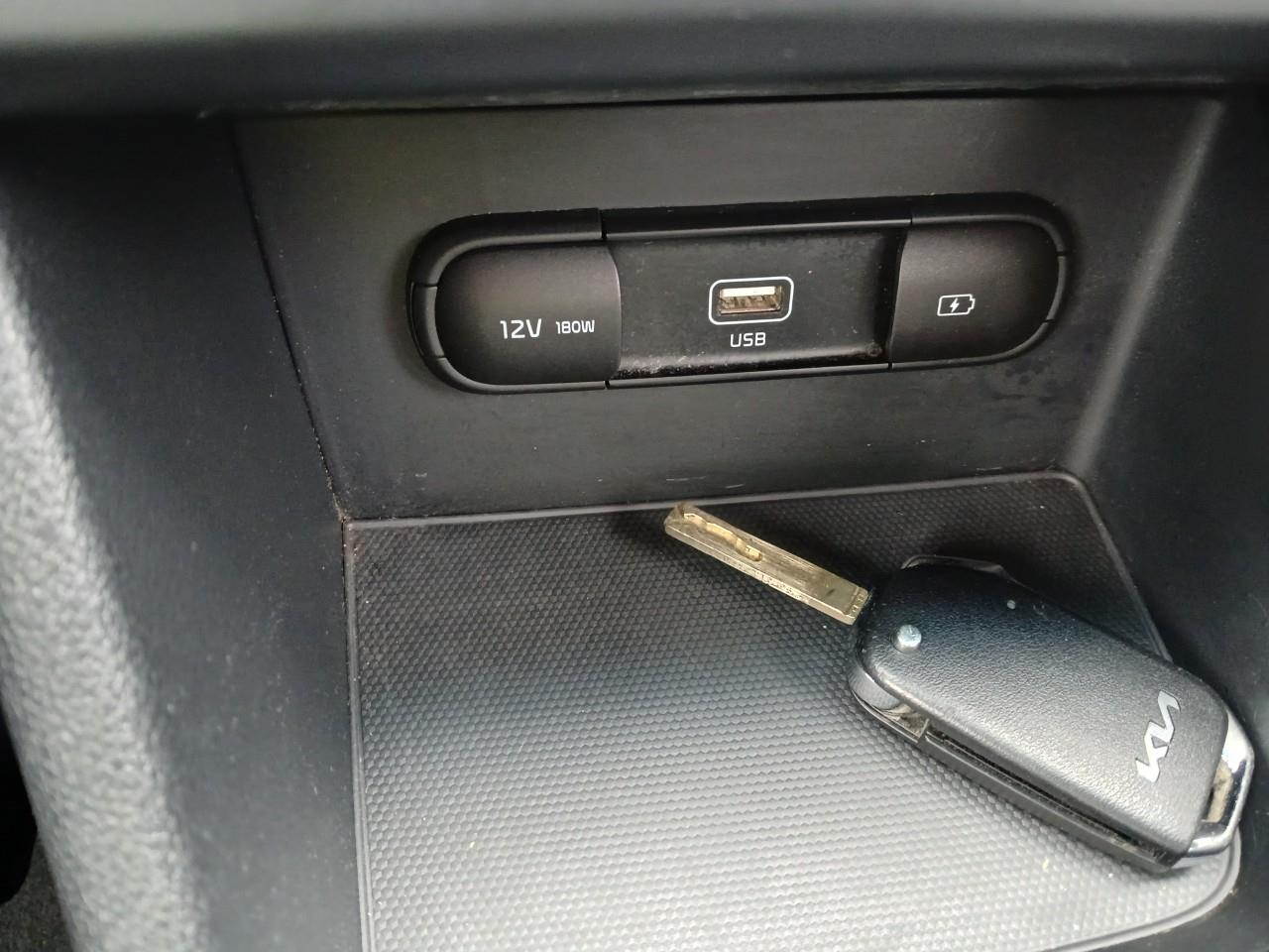 Foto Kia Niro 15