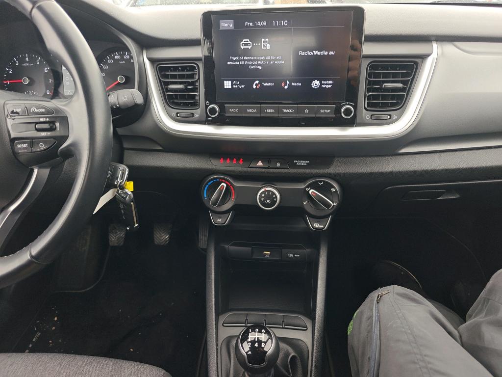 Foto Kia Stonic 13