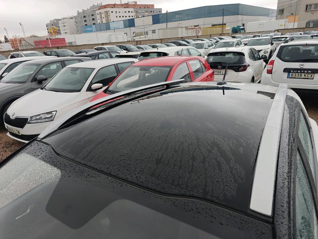 Foto Kia Stonic 14