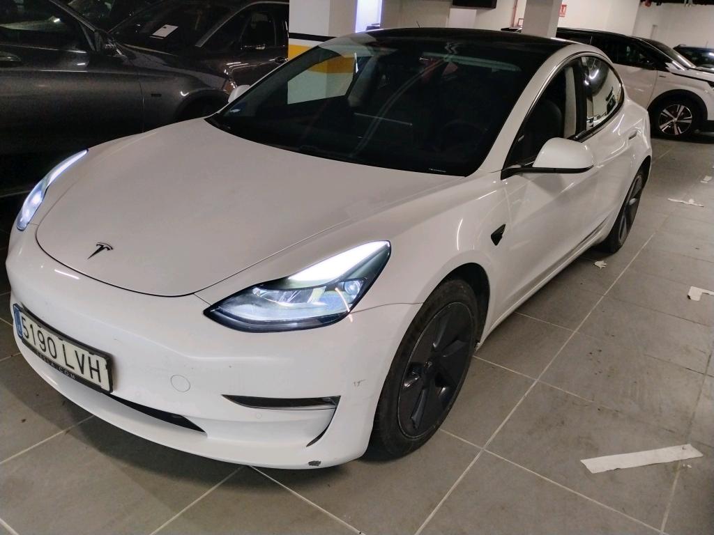 Tesla Model 3 Sportback S line 40 TFSI e 150kW S tron