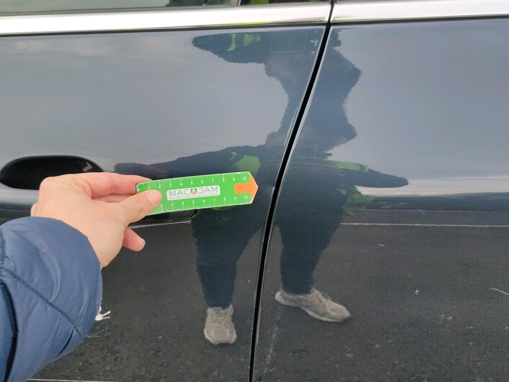 Daño en Puerta delantera izquierda Bollo Bollo