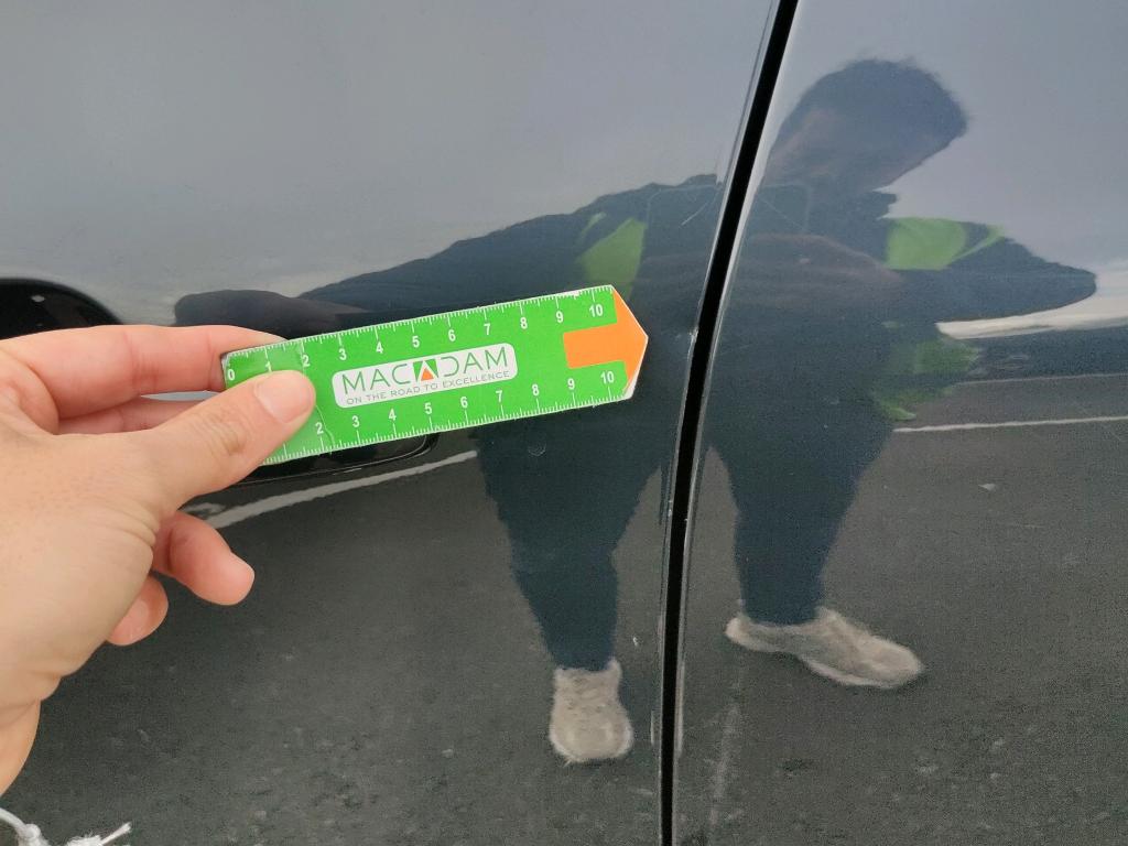 Daño en Puerta delantera izquierda Bollo Bollo