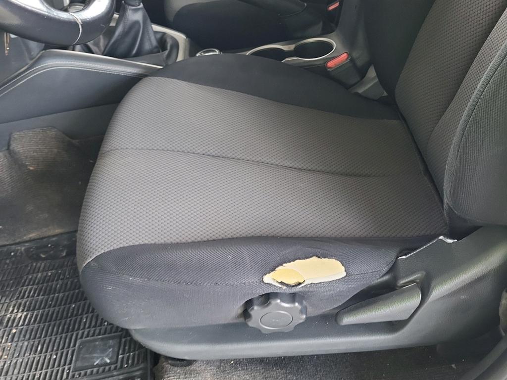 Daño en Asiento conductor Roto Roto