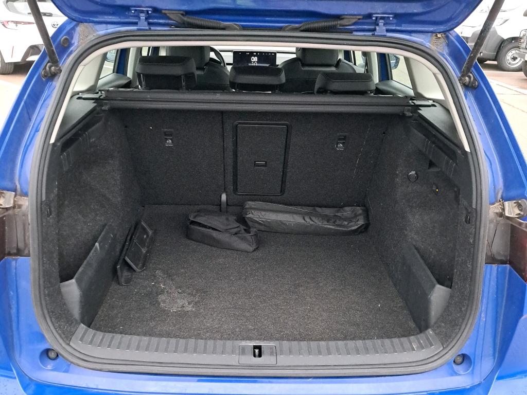 Foto Skoda ENYAQ iV 8