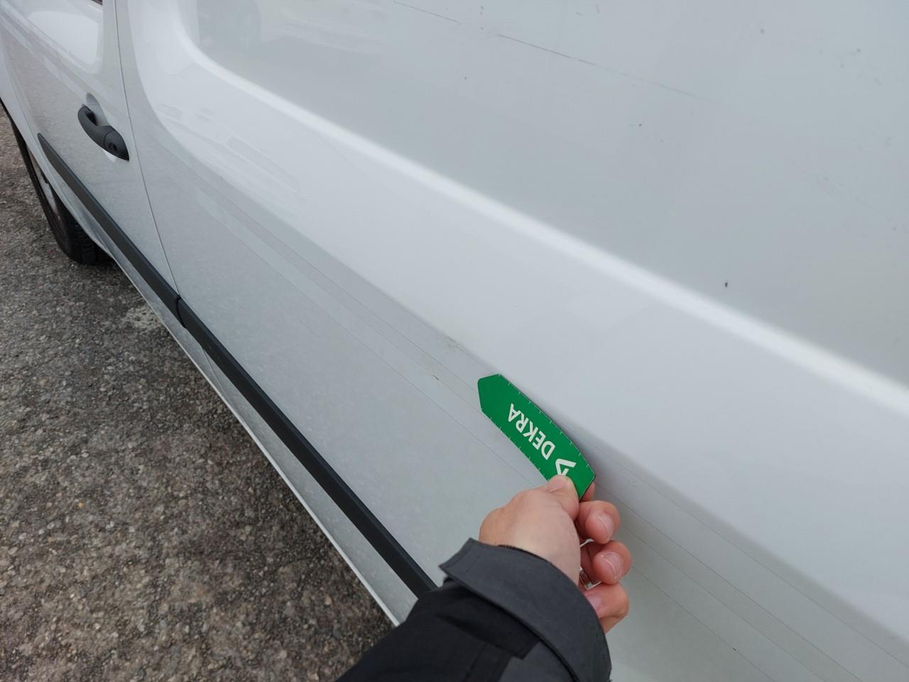 Daño en Aleta trasera izquierdo Golpe carrocería y  pintura dañada Golpe carrocería y  pintura dañada