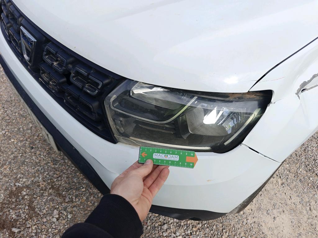Daño en Optico delantero izquierdo Roto Roto