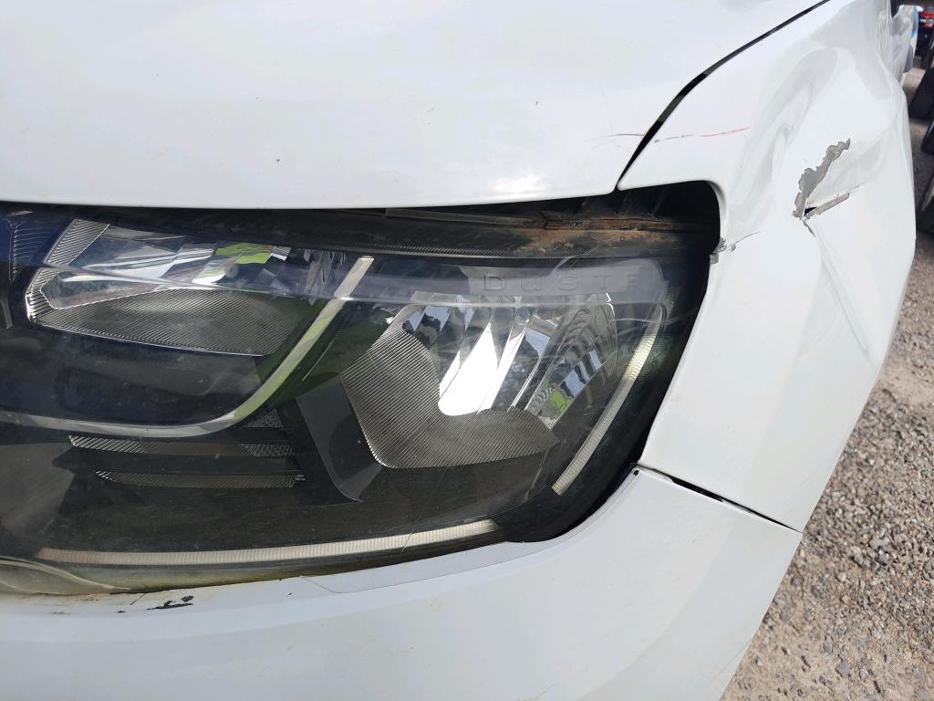 Daño en Optico delantero izquierdo Roto Roto