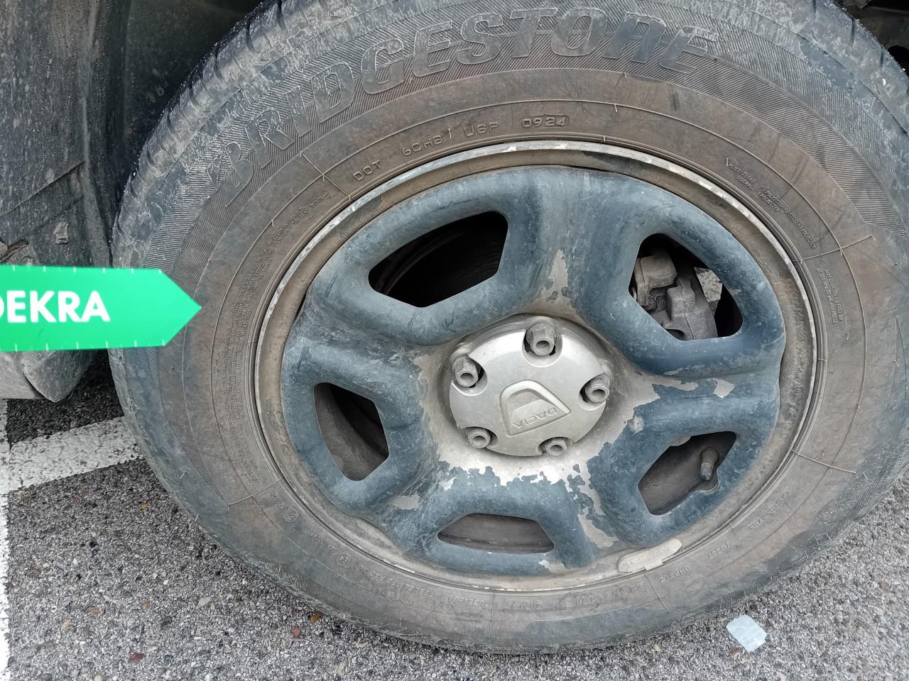 Daño en Llantas de aleación Golpe carrocería Golpe carrocería