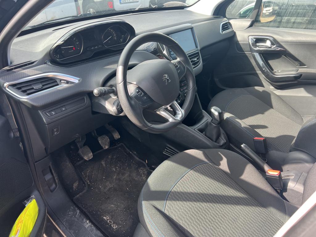 Foto Peugeot 208 3