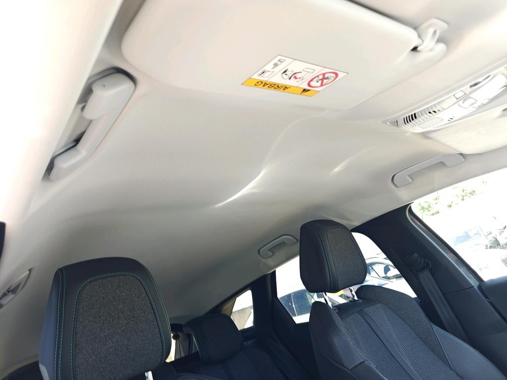 Foto Peugeot 3008 Hybrid 13