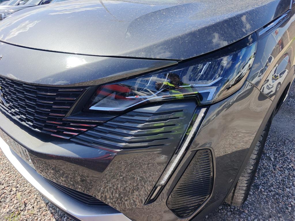 Foto Peugeot 3008 Hybrid 18
