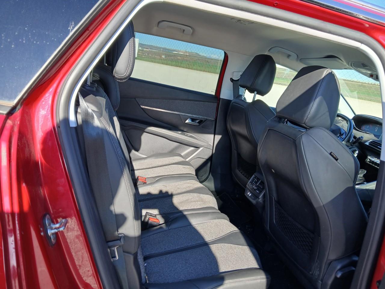 Foto Peugeot 5008 7