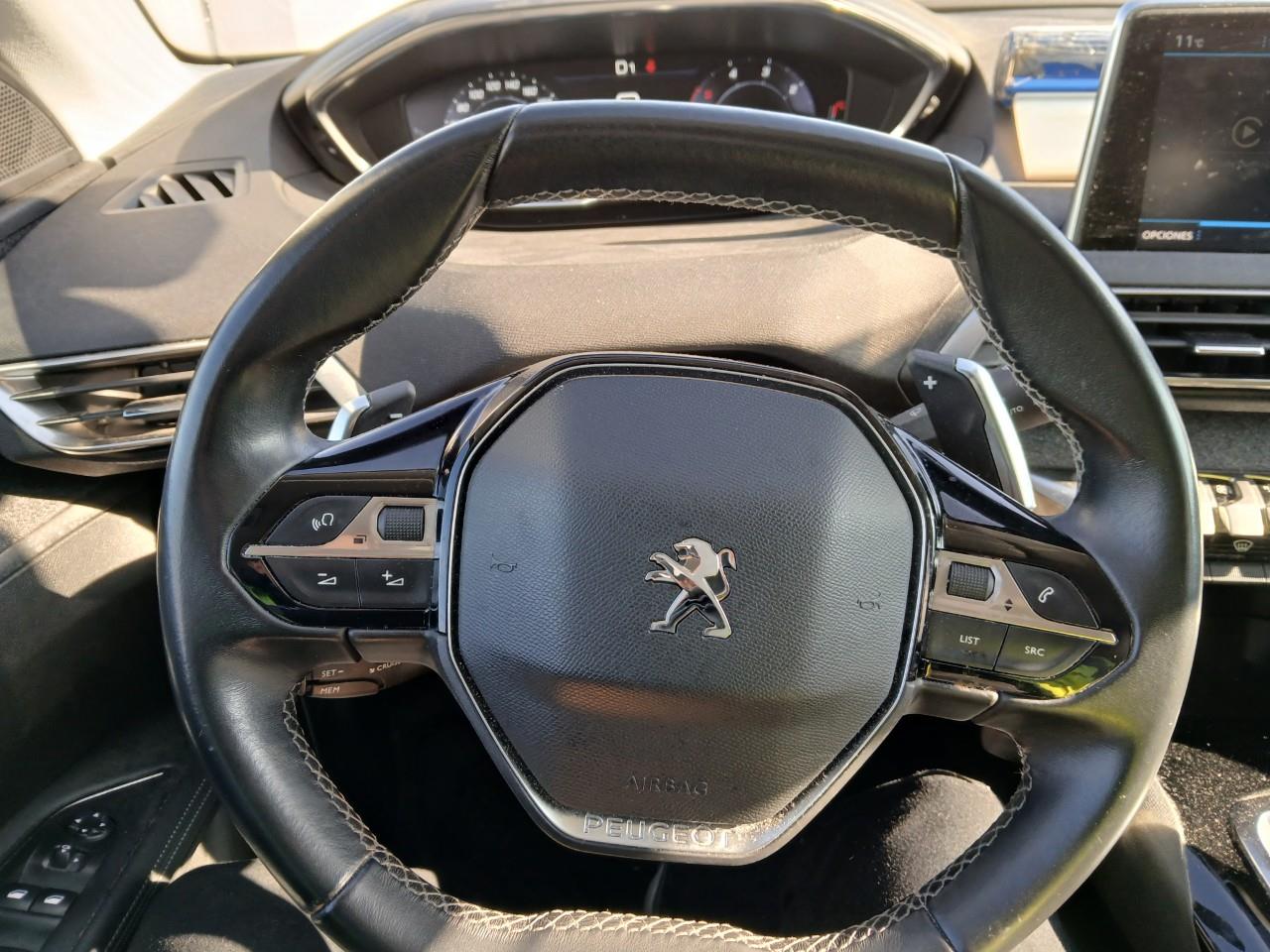 Foto Peugeot 5008 17