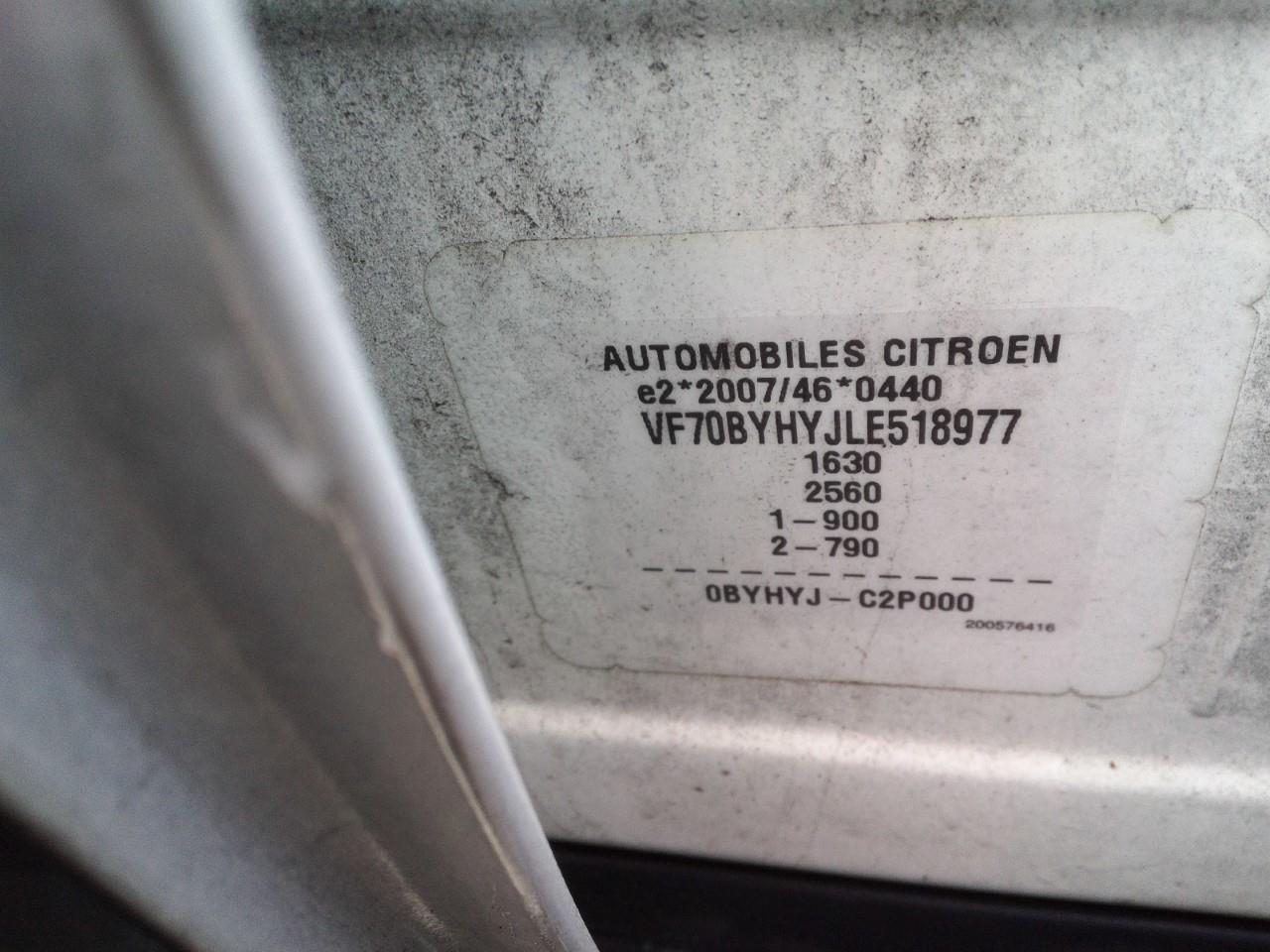 Foto Citroën C4 Cactus 18
