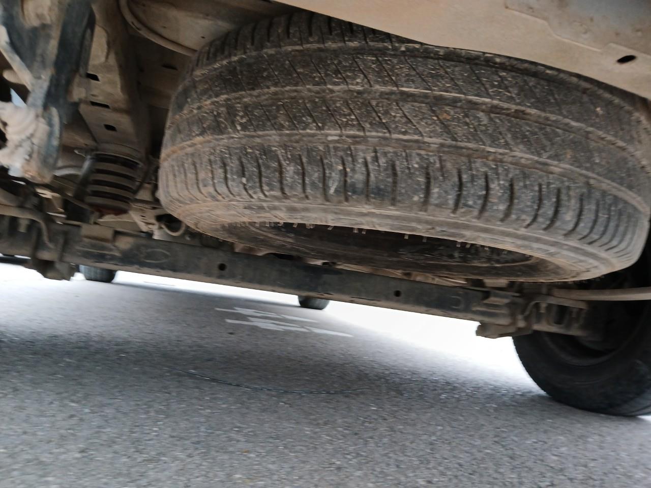 Foto Nissan NV400 11