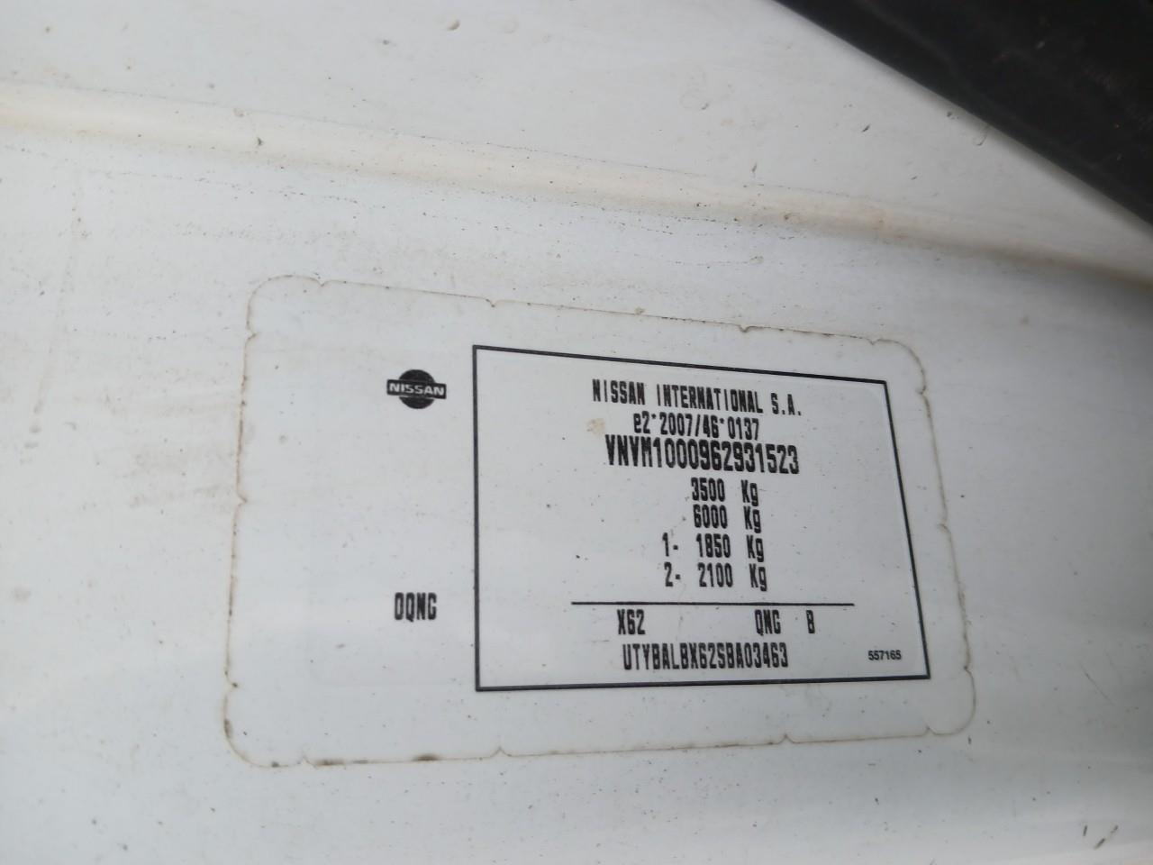 Foto Nissan NV400 12