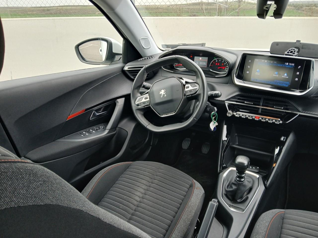 Foto Peugeot 2008 3