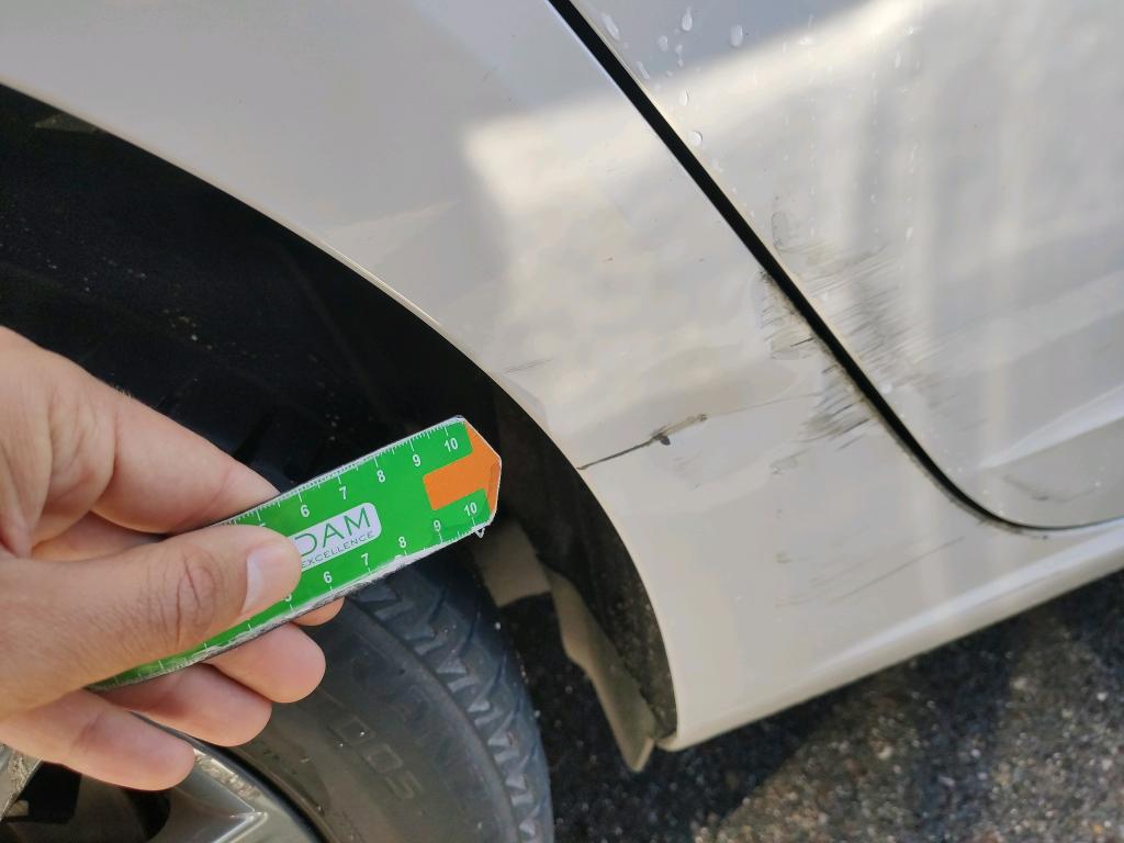 Daño en Aleta trasera derecha Bollo Bollo