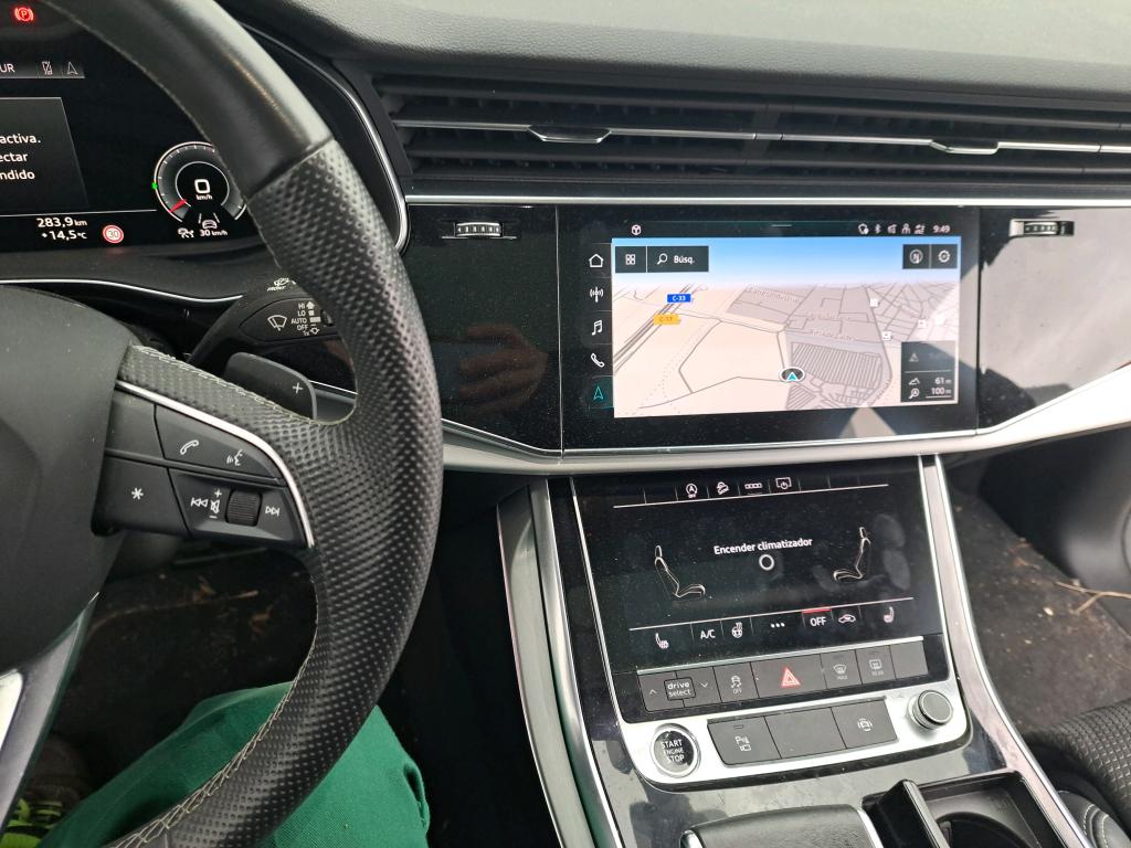 Foto Audi Q8 15