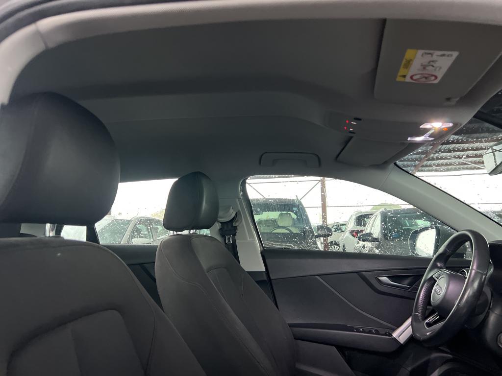 Foto Audi Q2 12