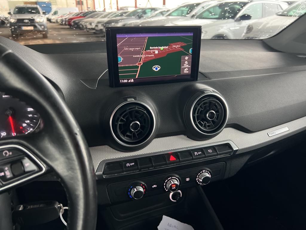 Foto Audi Q2 13