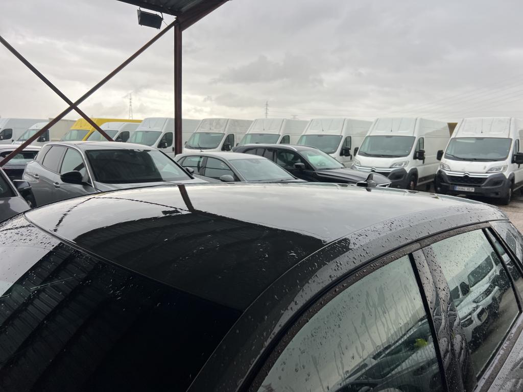 Foto Audi Q2 14