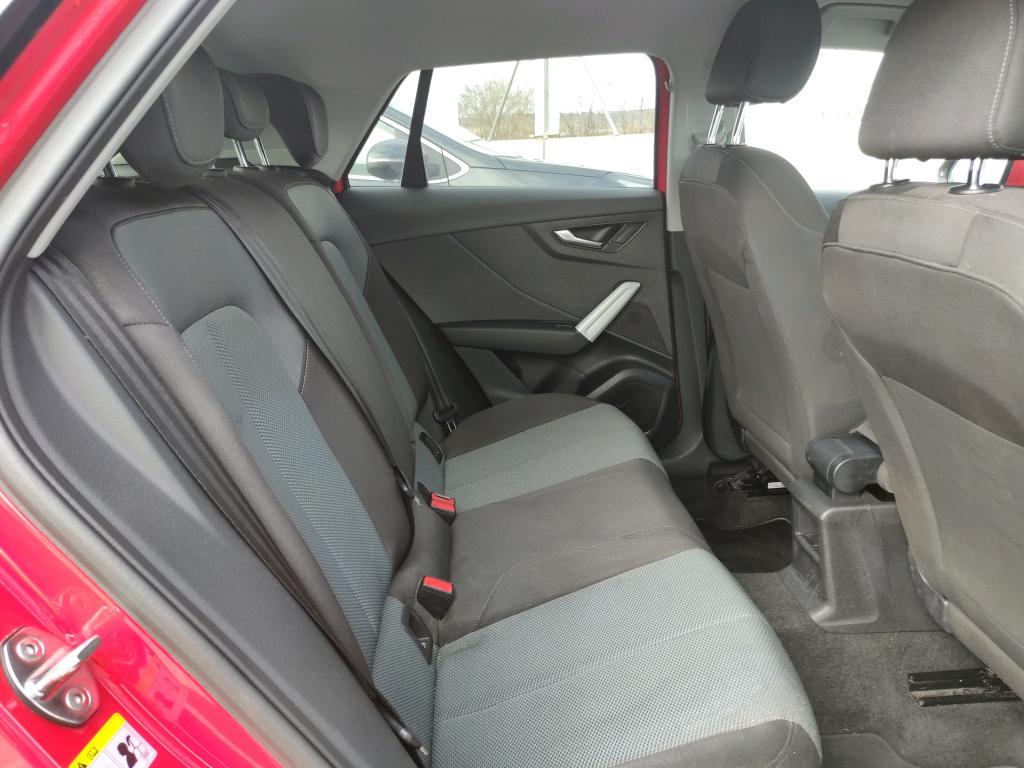 Foto Audi Q2 7