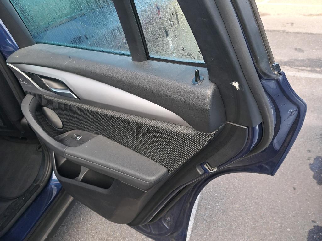 Daño en Guarnecido puerta Roto Roto