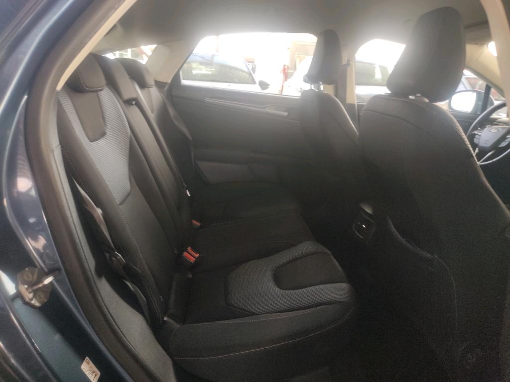 Foto Ford Mondeo 7