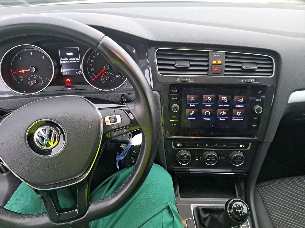 Foto Volkswagen Golf VII Lim. 14