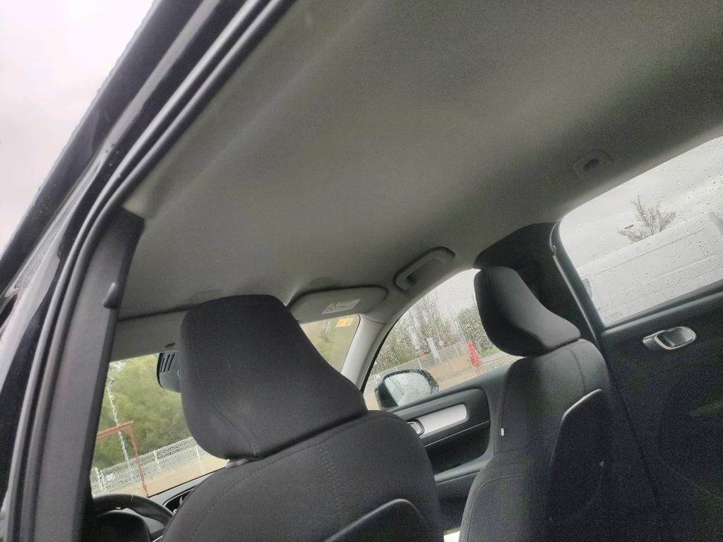 Foto Volvo XC40 12