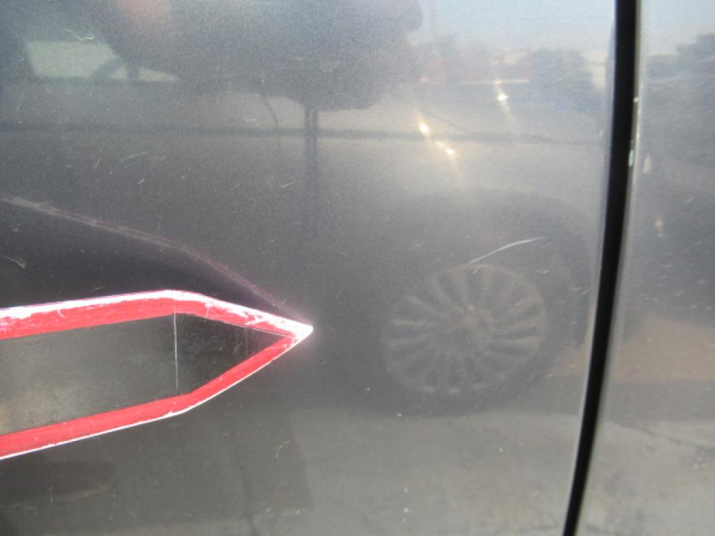 Daño en Panel dañado dañado