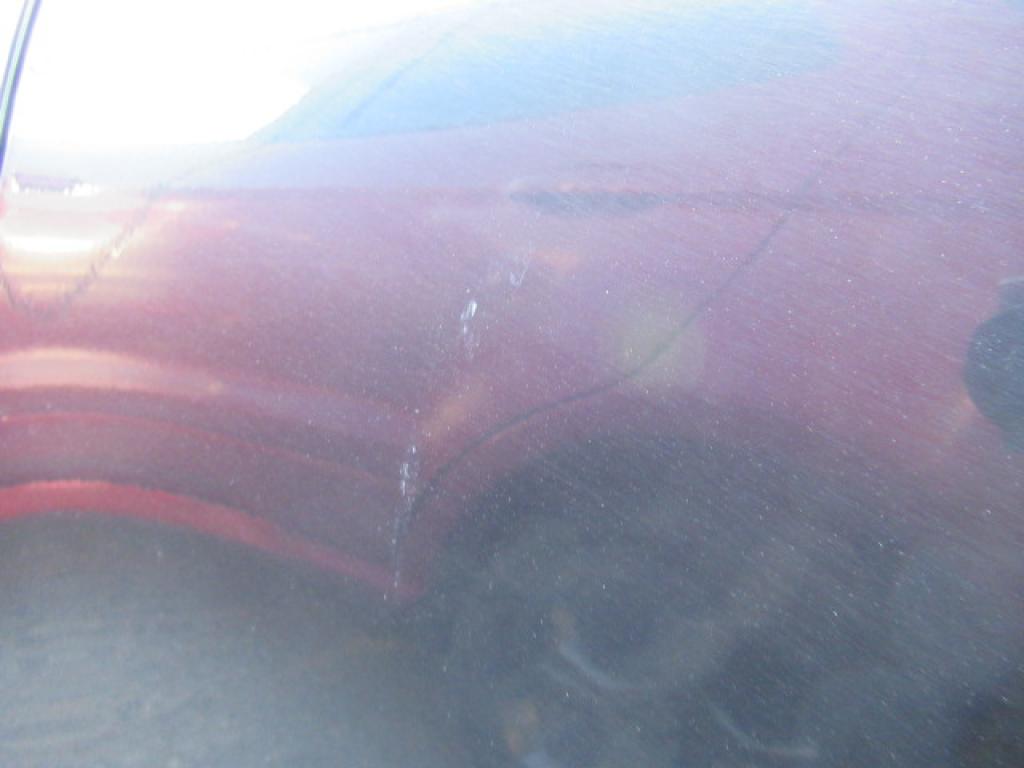 Daño en panel dañado dañado