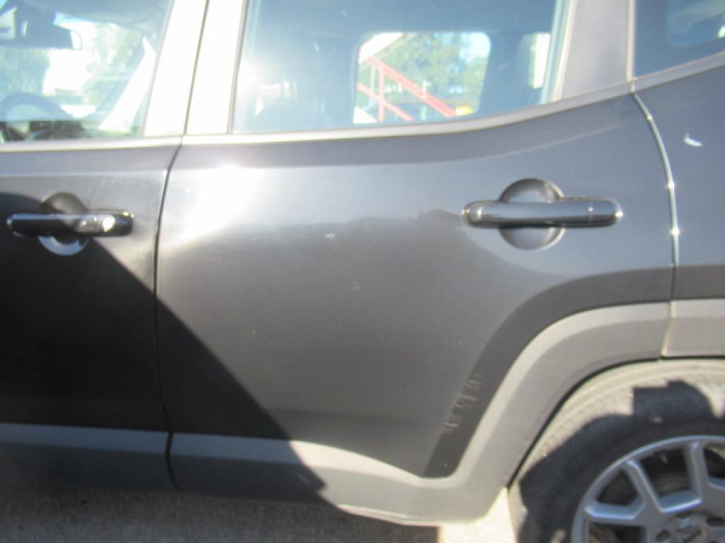 Daño en panel dañado dañado