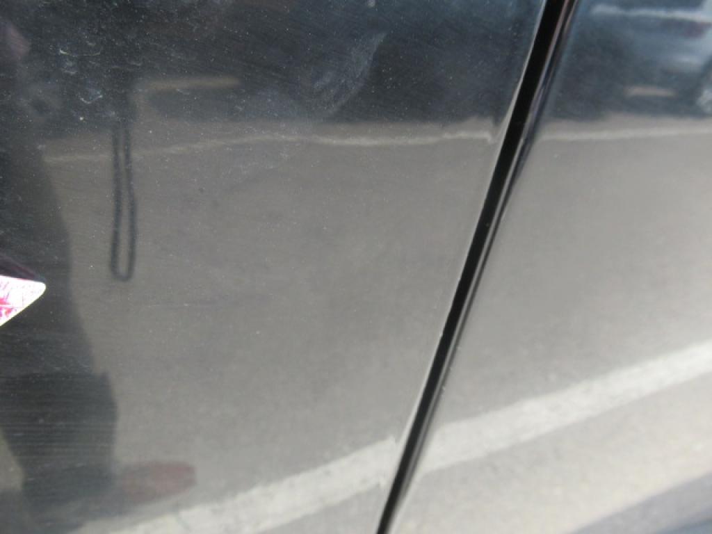 Daño en panel dañado dañado