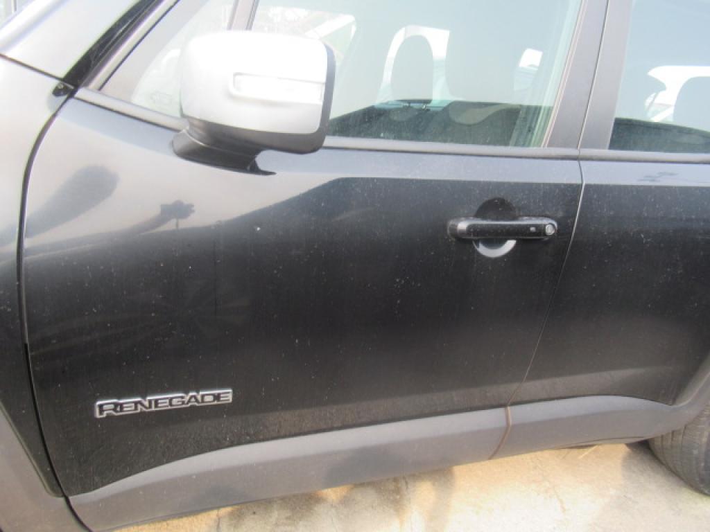 Daño en panel dañado dañado