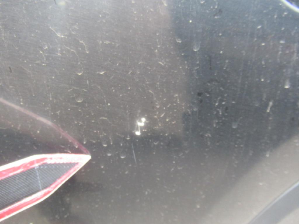 Daño en panel dañado dañado