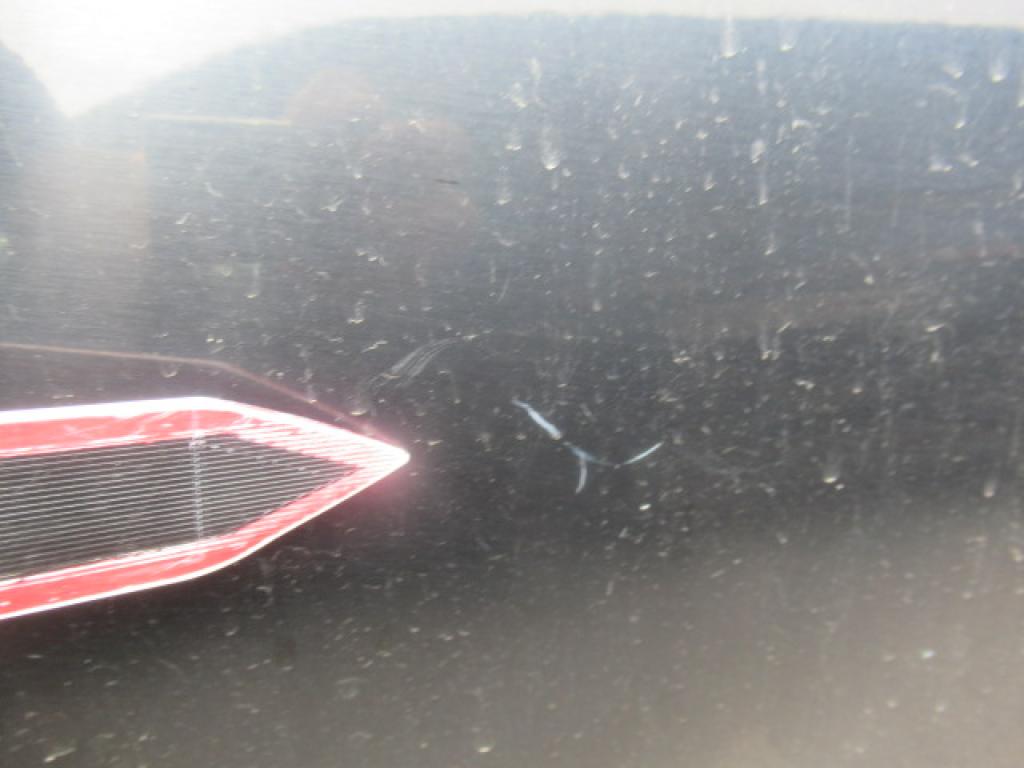 Daño en panel dañado dañado