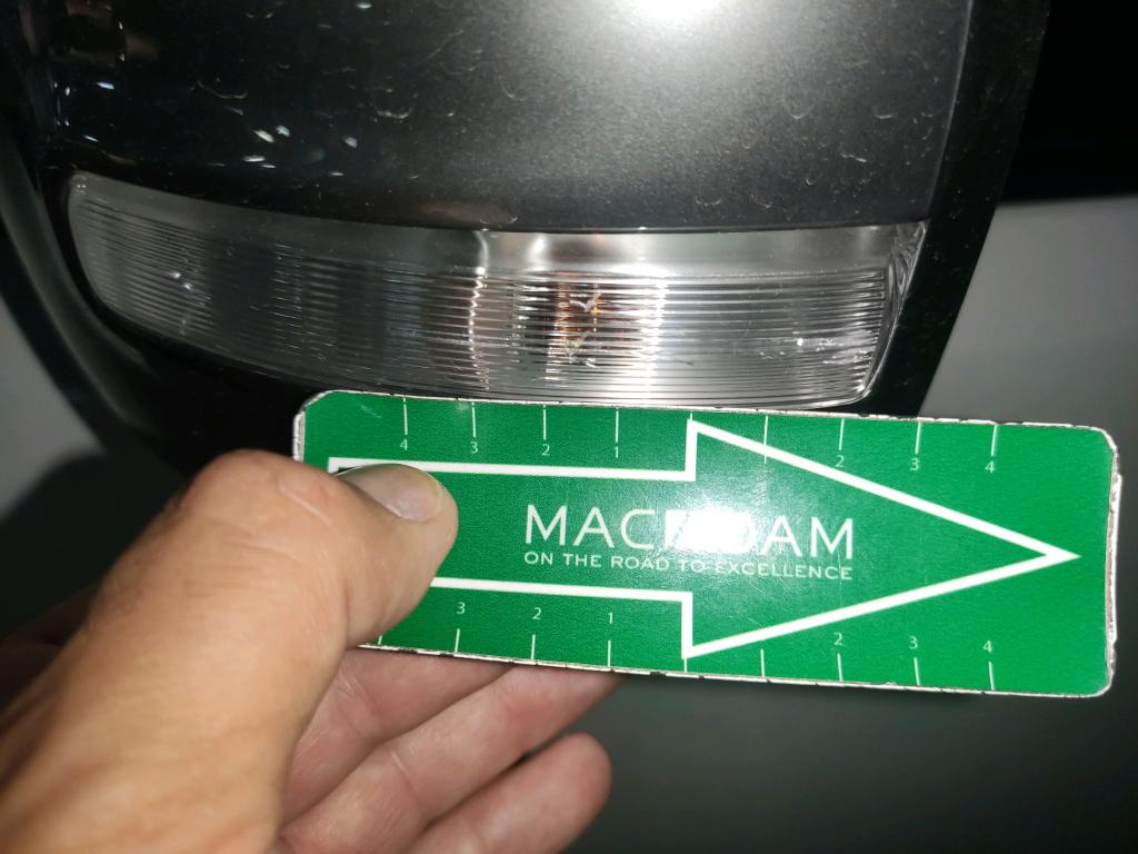Daño en panel dañado dañado