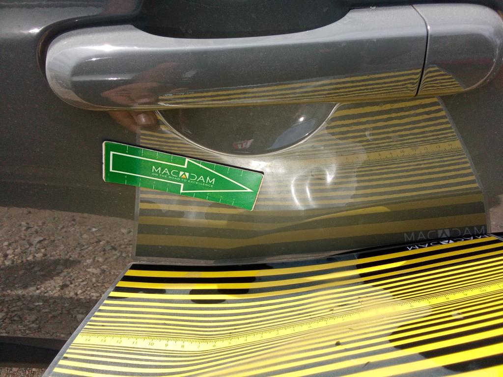 Daño en panel dañado dañado