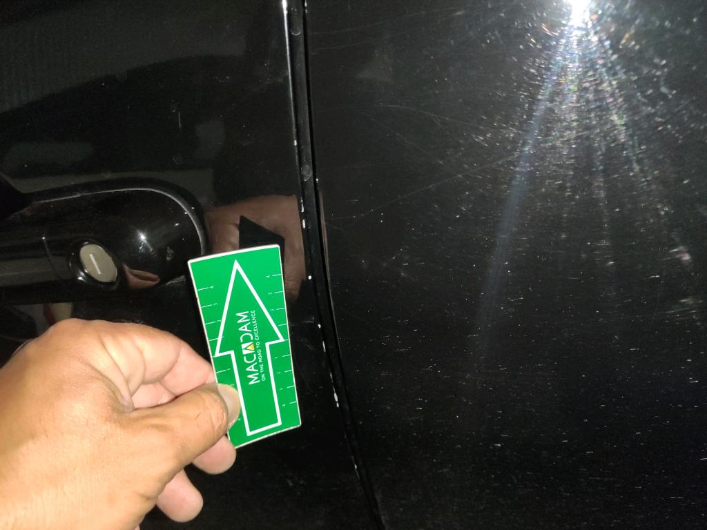 Daño en panel Arañazo ligero Arañazo ligero