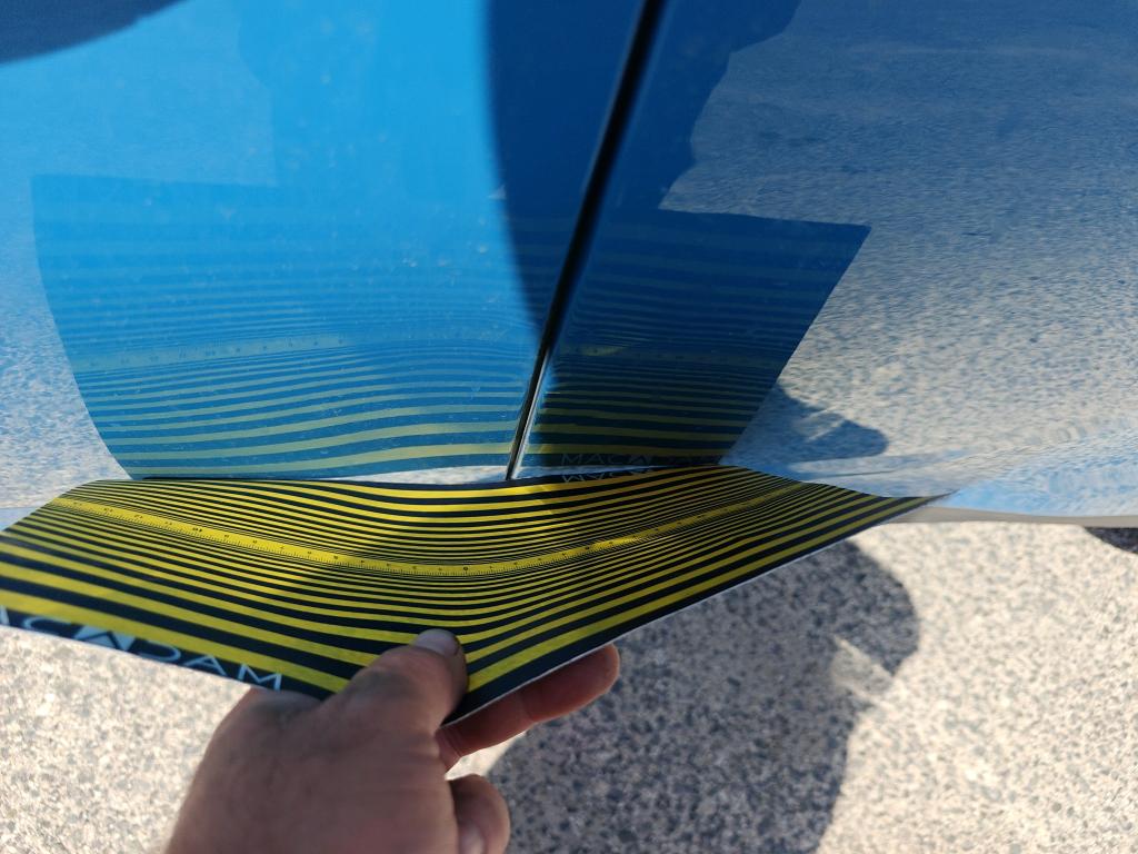 Daño en panel dañado dañado