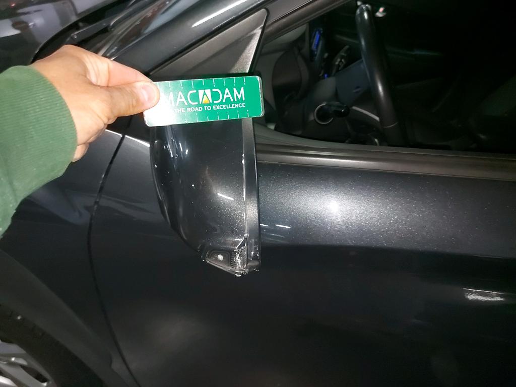 Daño en panel dañado dañado