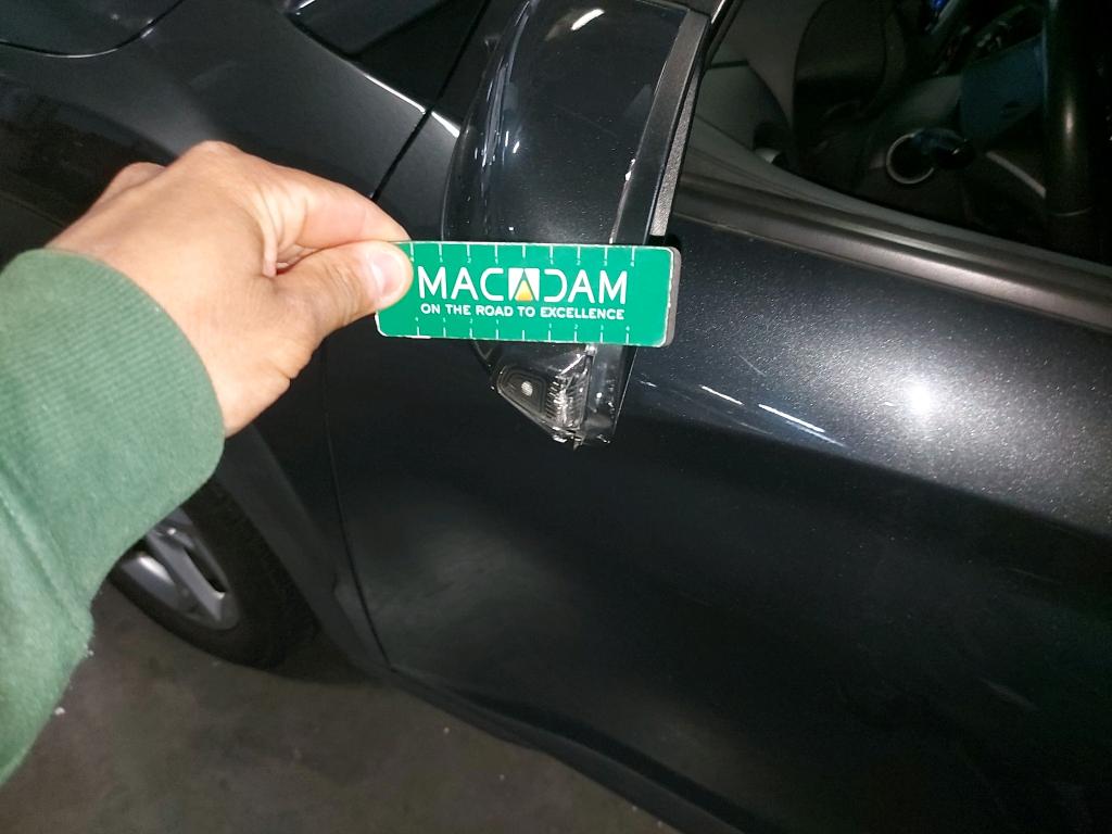 Daño en panel dañado dañado