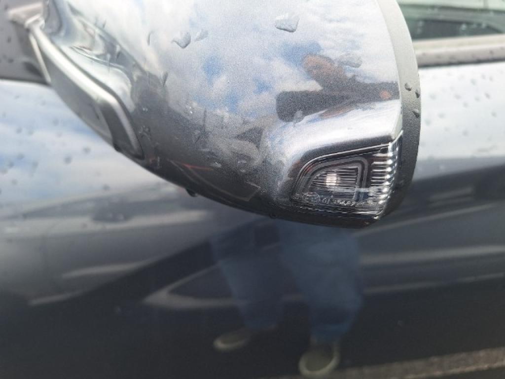 Daño en panel dañado dañado