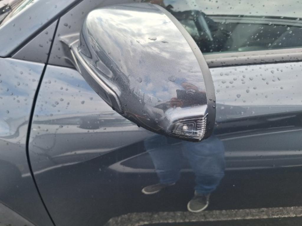 Daño en panel dañado dañado