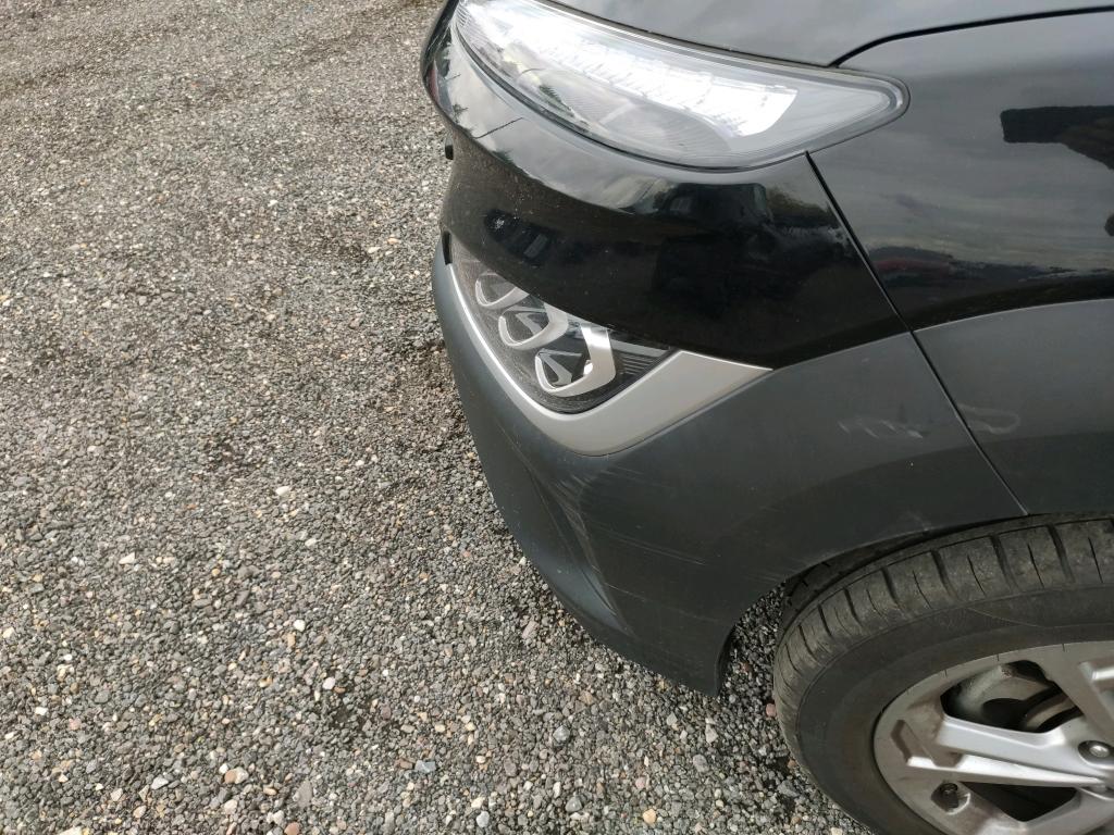 Daño en Carocería Arañazo ligero Arañazo ligero