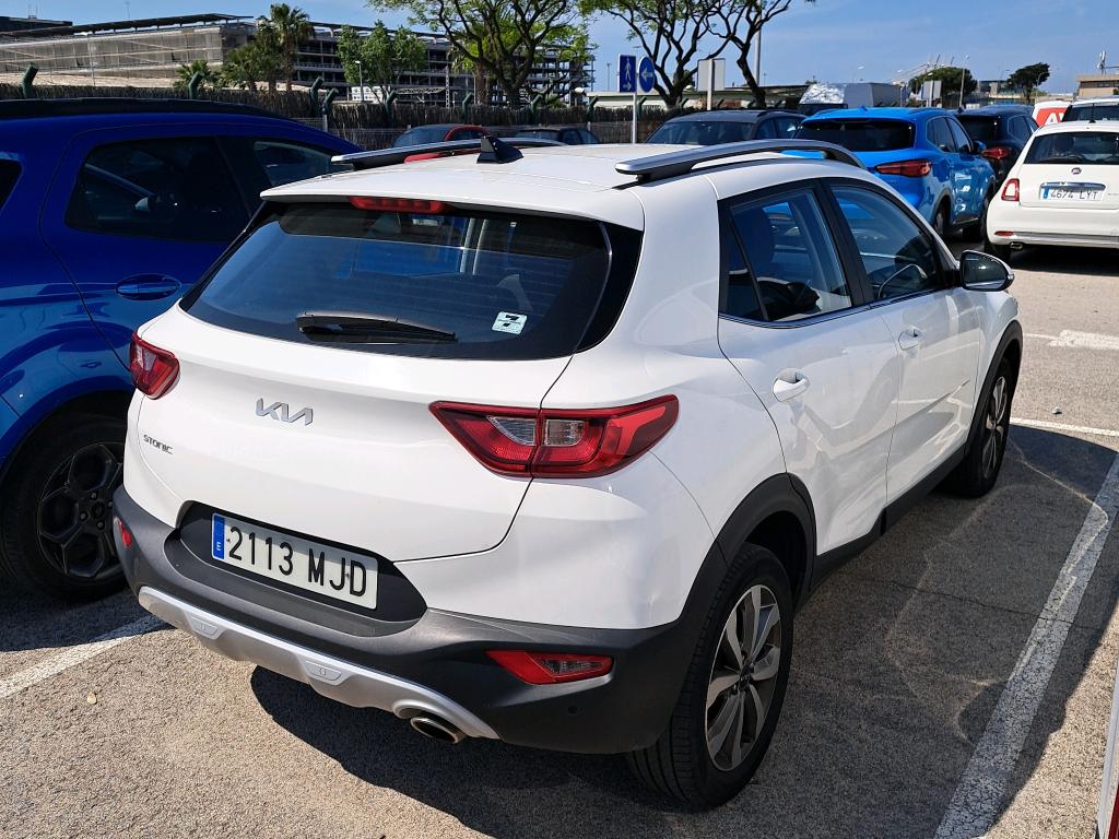 Foto Kia Stonic 2