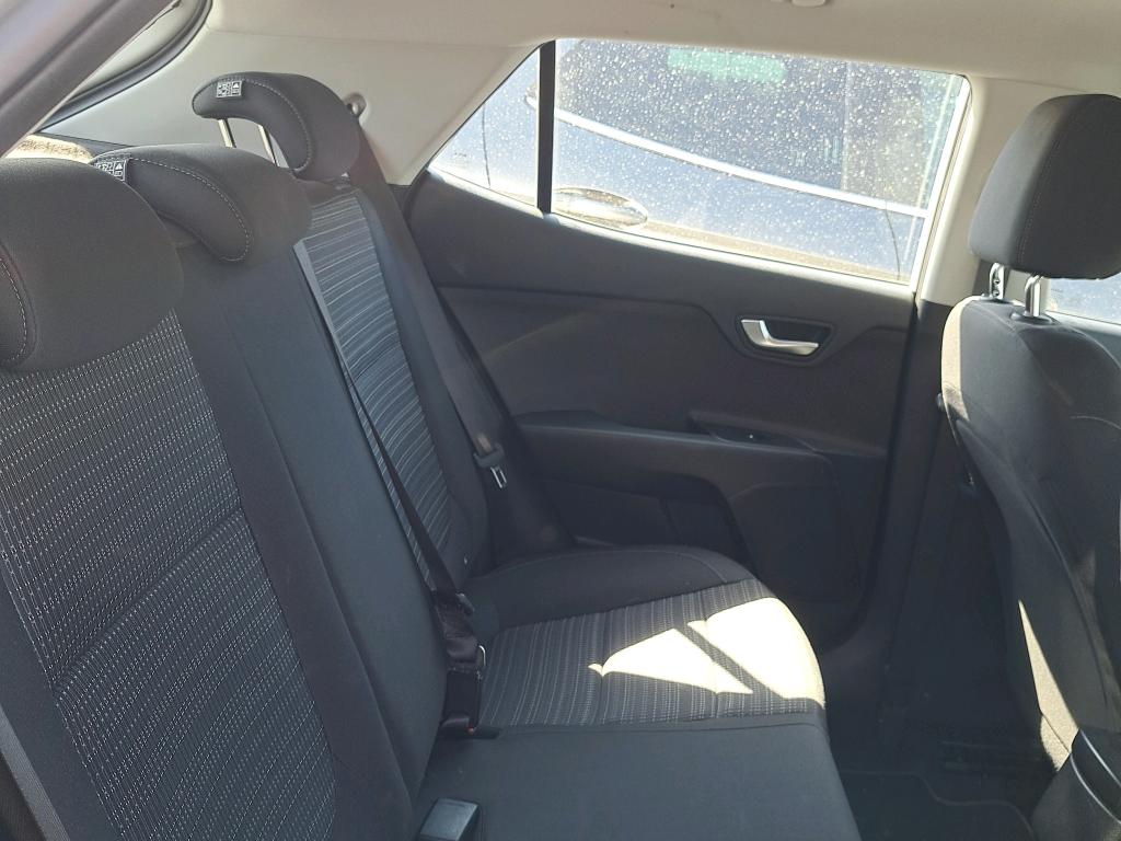 Foto Kia Stonic 6